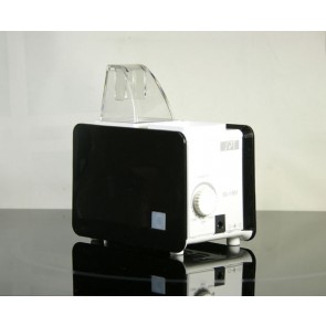 Sunpentown SU-1051B: Personal Humidifier (Black/White)